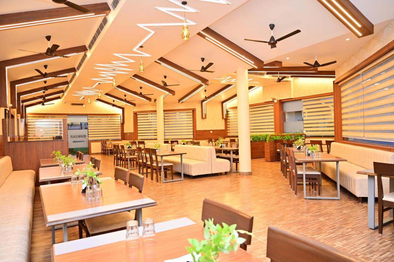 Hotel Panchsheel Ayodhya Exterior foto