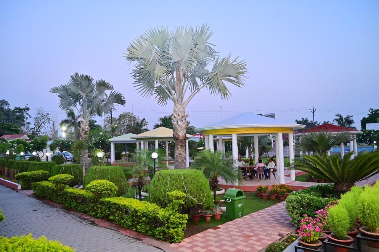 Hotel Panchsheel Ayodhya Exterior foto